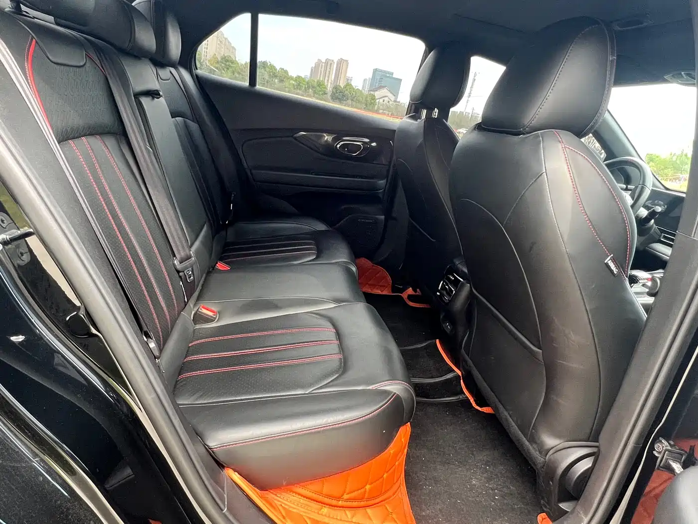 GAC Trumpchi Trumpchi Emkoo 2021 270T DCT J10 Sprinter Edition фото 12