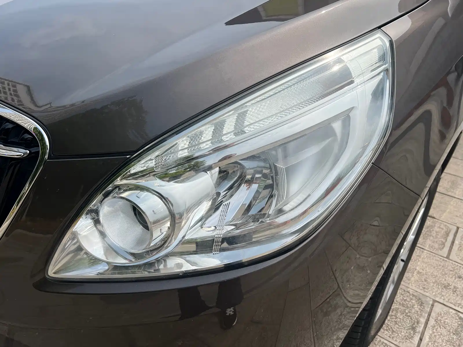 Photo 10 - Buick GL8