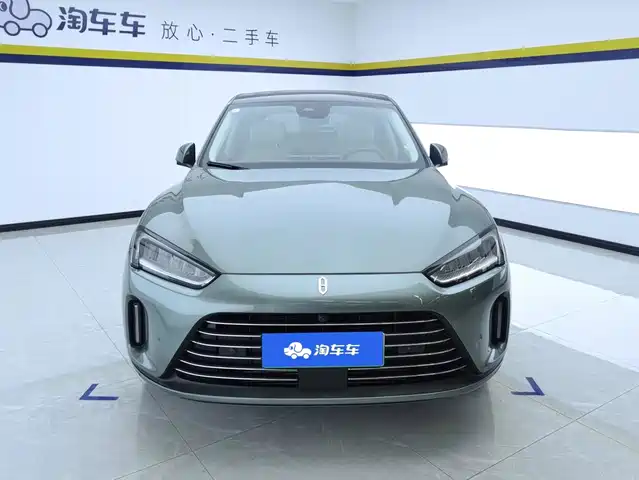 AITO Wenjie AITO M5 2022 Extended Range AWD Flagship — фото 2