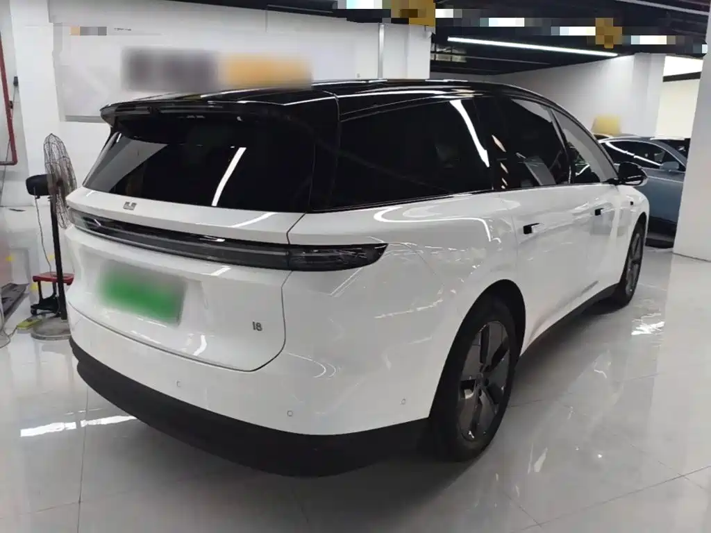 Li Auto Li i8 2025 2025 Standard Edition