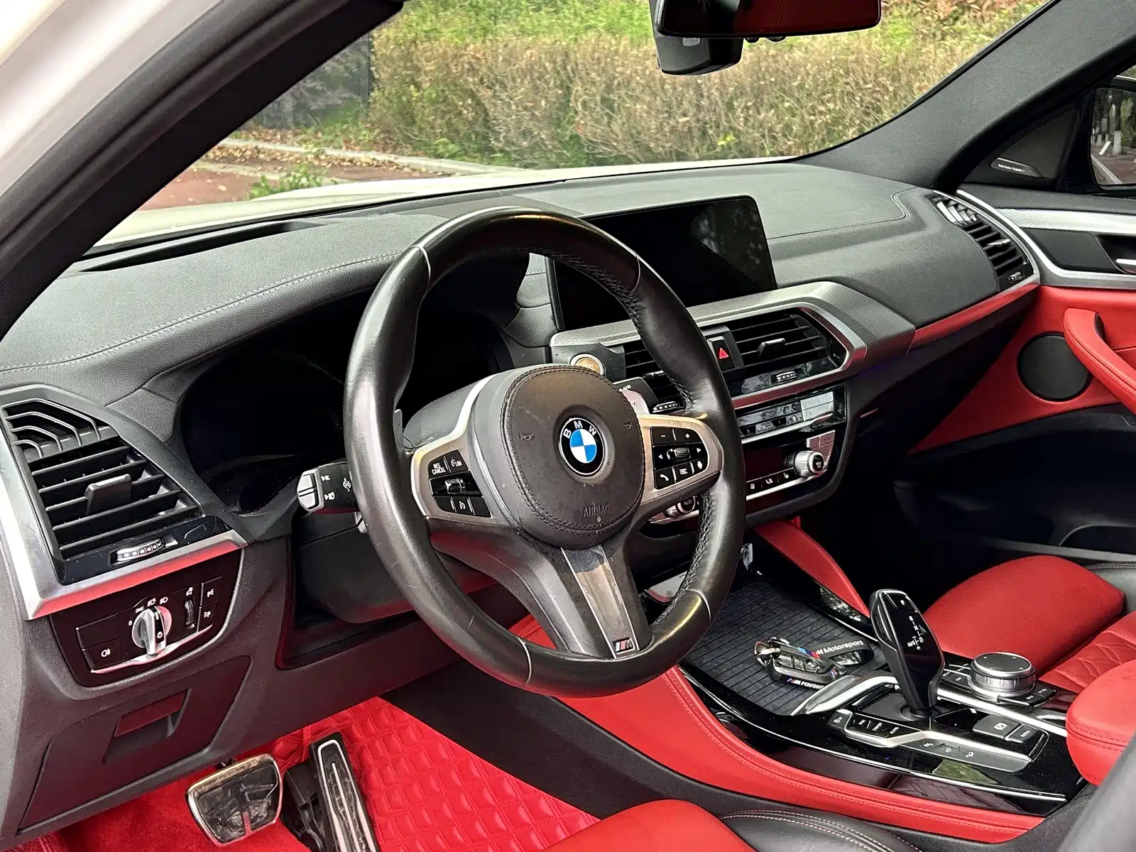 Photo 8 - BMW X4
