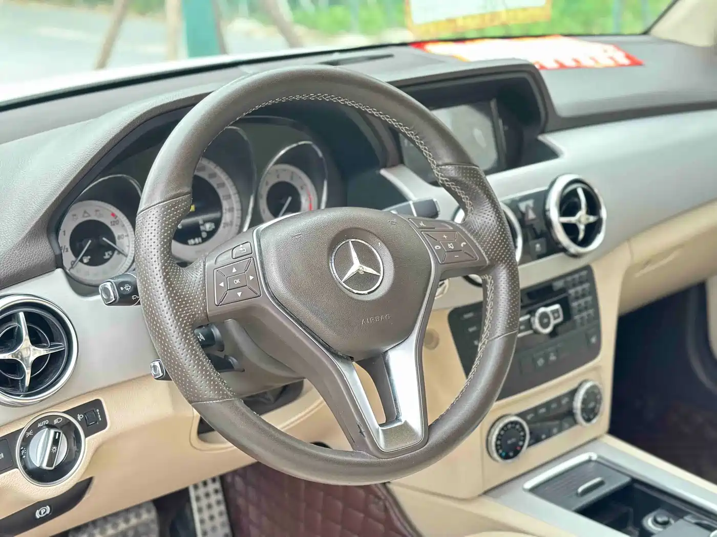 Mercedes-Benz GLK-Class 2013 GLK 300 4MATIC Dynamic фото 4