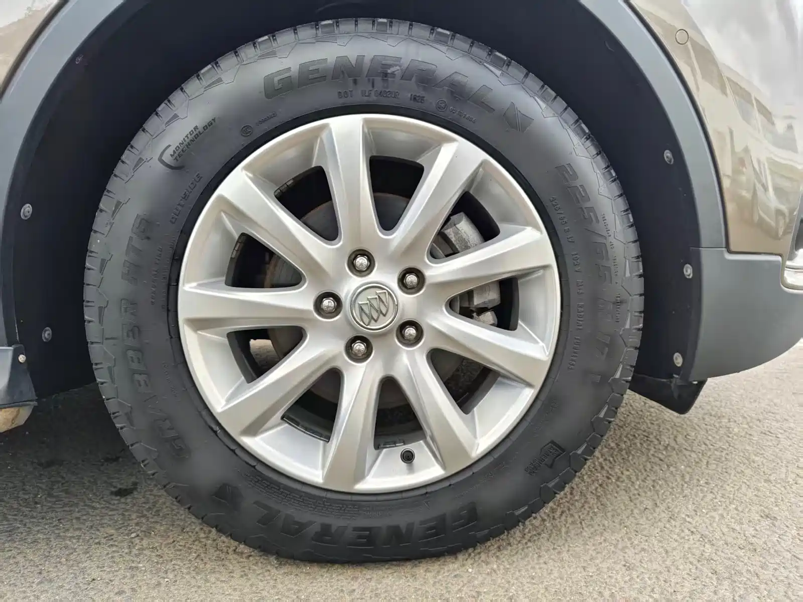 Фото 15 - Buick Envision Plus