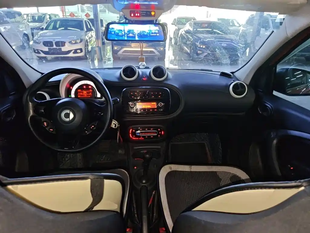 smart forfour 2019 2018 1.0L 52kW Agile Edition