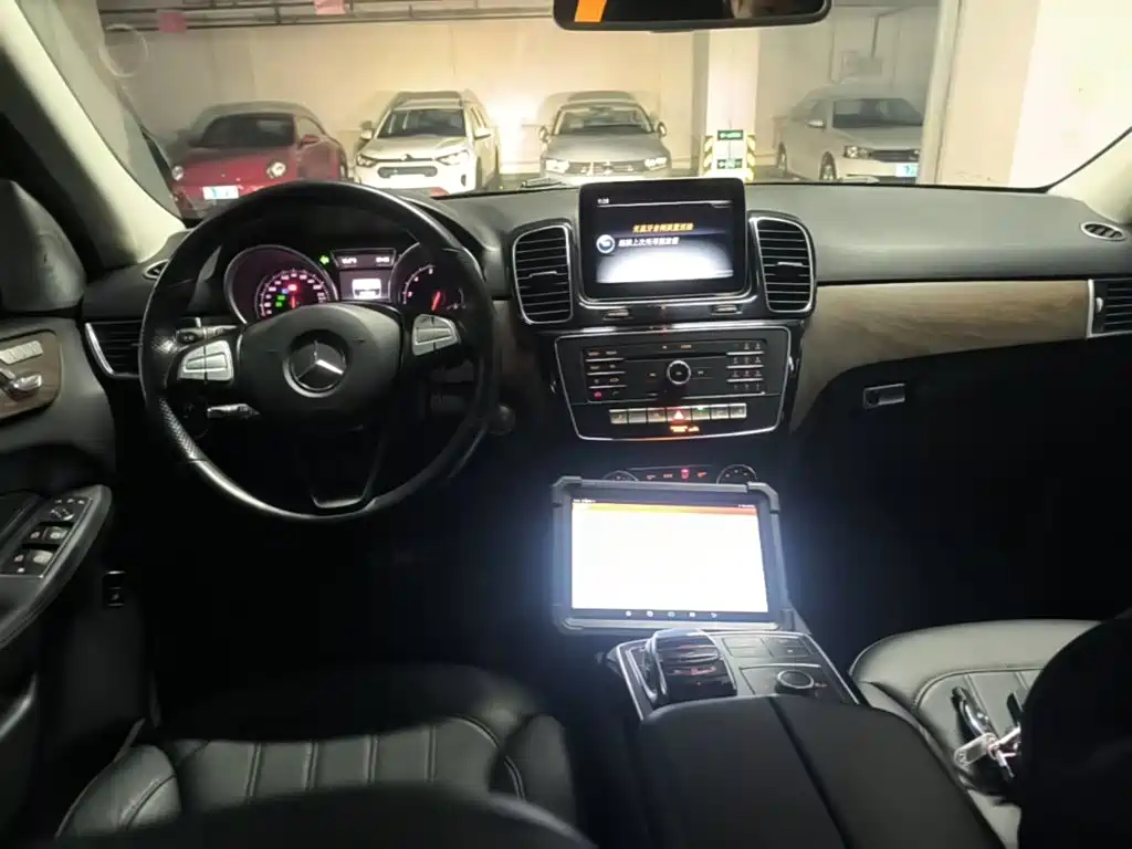 Mercedes-Benz GLE 2016 2015 GLE 400 4MATIC
