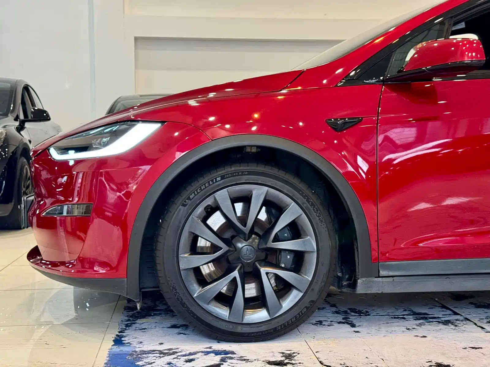 Фото 13 - Tesla Model X