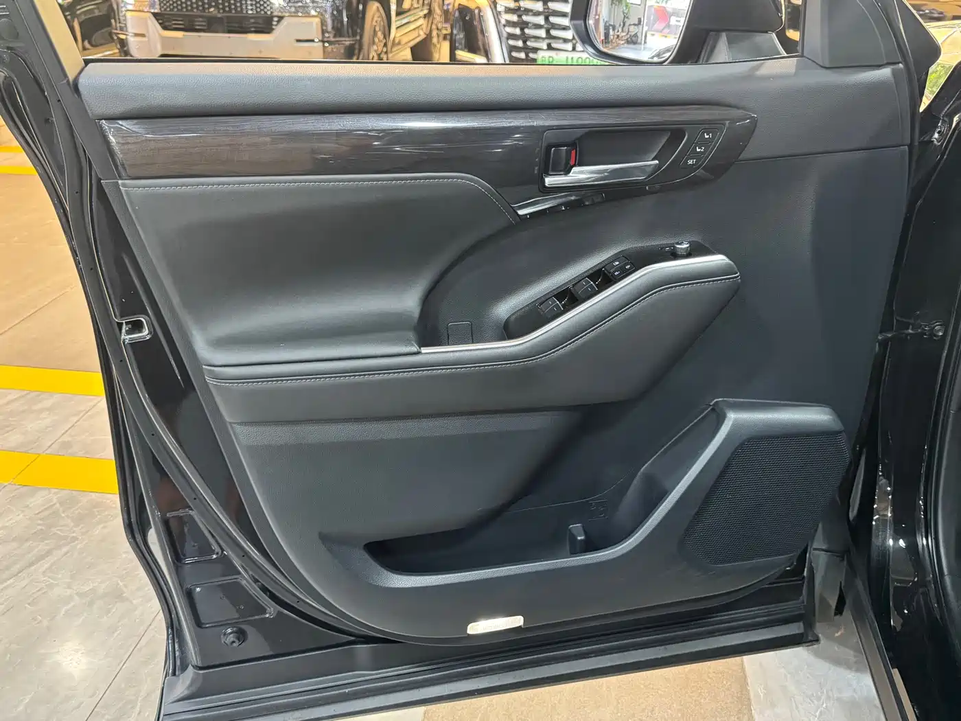 Toyota Crown Kluger 2021 2021 2.5L HEV AWD Flagship Edition