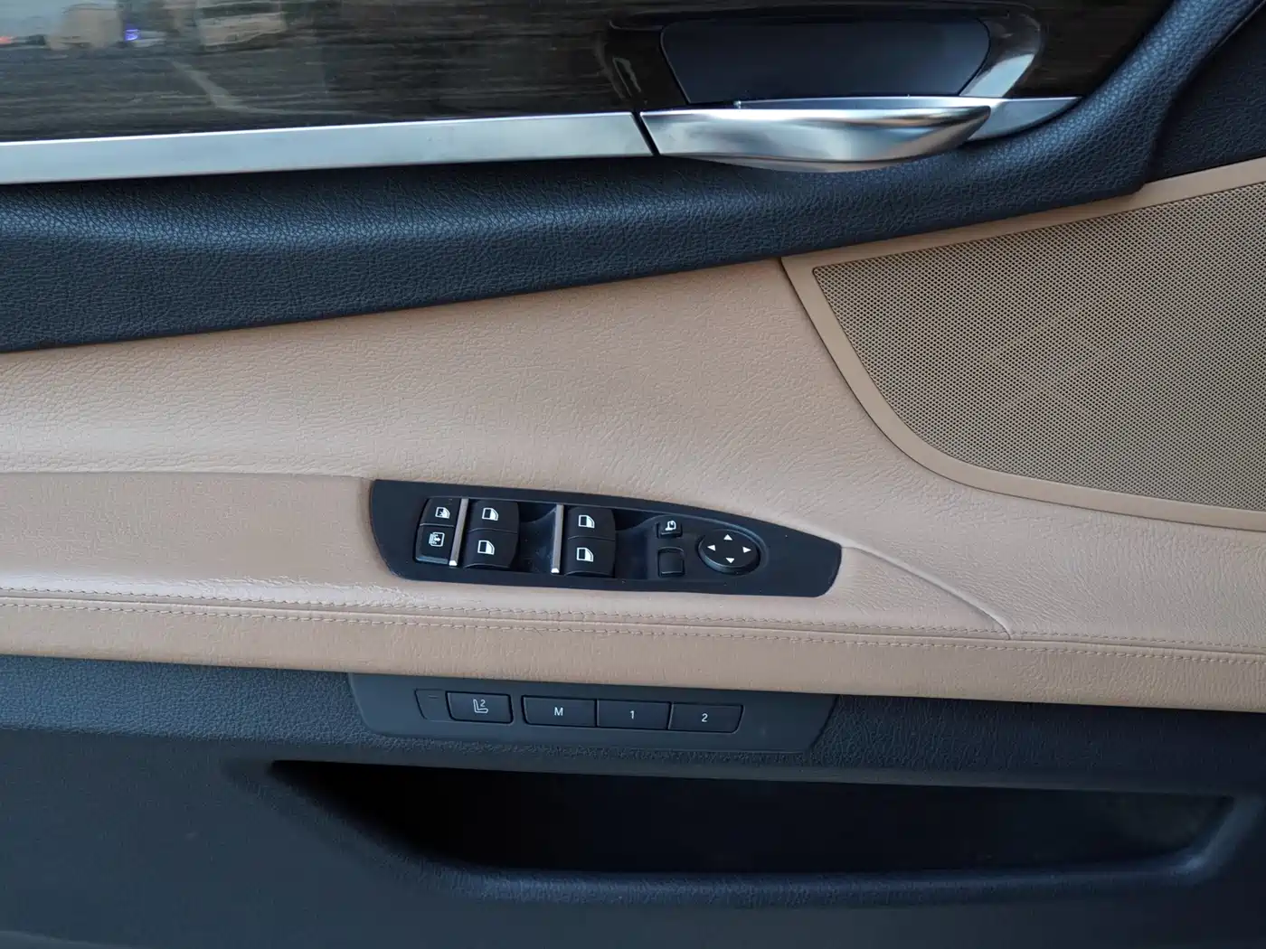 BMW 7 Series 2011 730Li Elegance фото 17