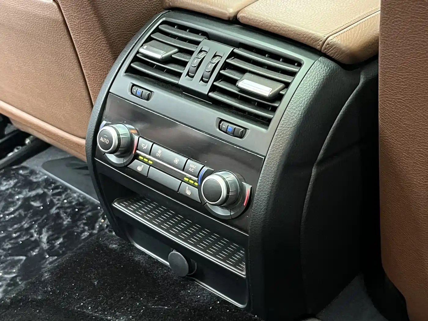 BMW 5 Series 2014 535Li Luxury Design Package фото 16