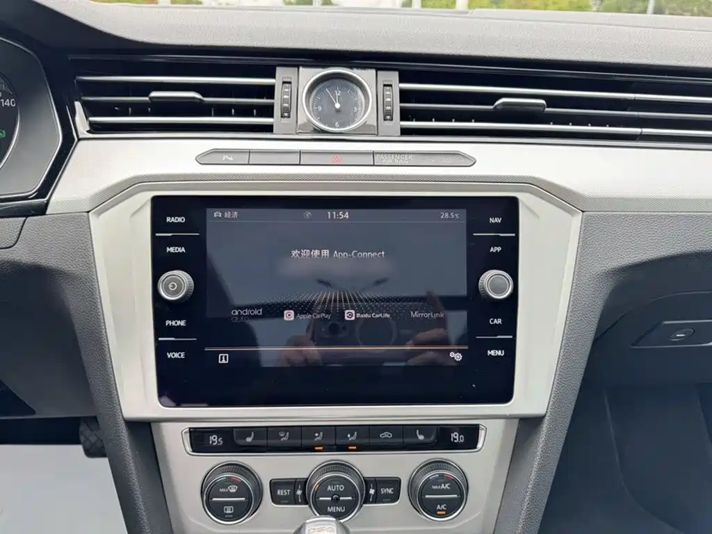 Volkswagen Weilan 2018 2018 380TSI 2WD Comfort Edition