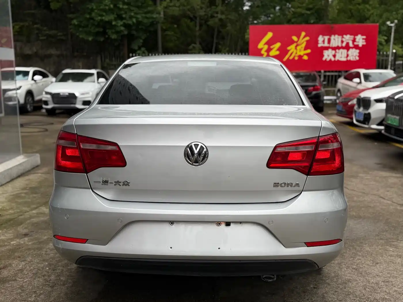 Volkswagen Bora 2013 2013 1.6L Automatic Comfort Model