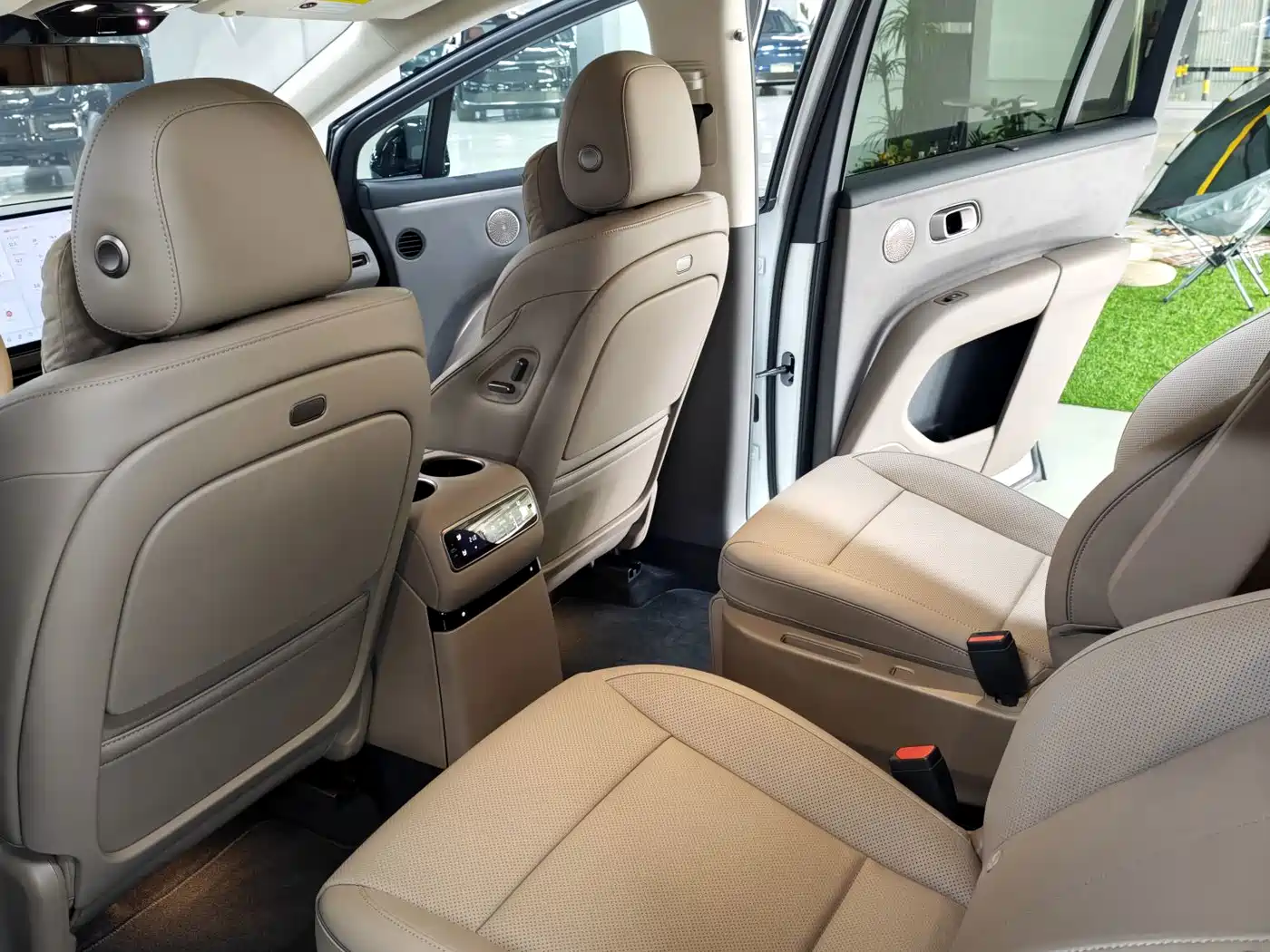 Li Auto Li i8 2026 2025 Standard Edition