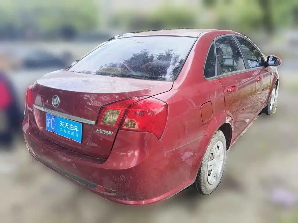 Photo 2 - Buick Excelle