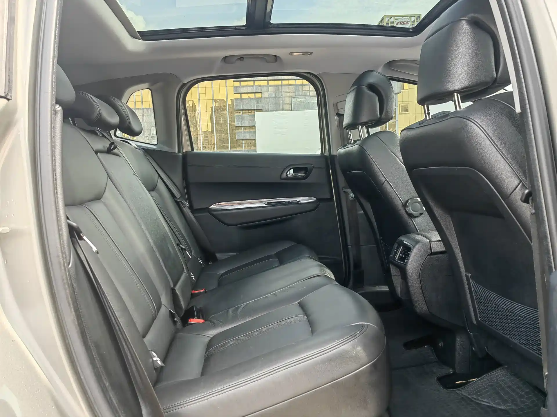Photo 12 - Peugeot 3008
