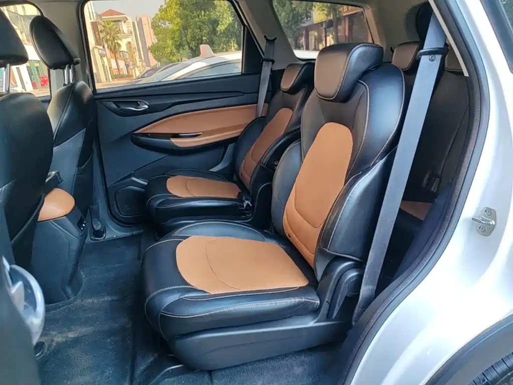 Wuling Motors Wuling Hongguang S3 2019 2018 1.5L Manual Luxury China V