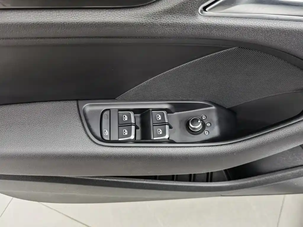 Фото 9 - Audi A3