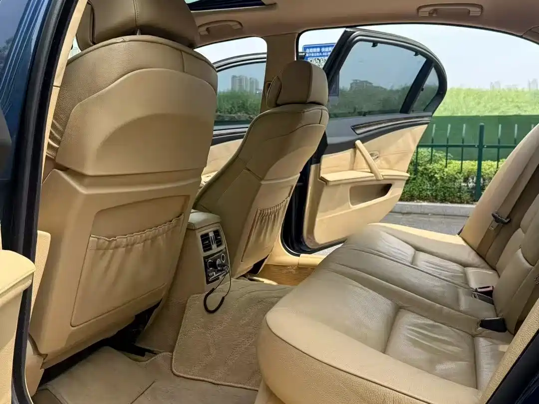 Фото 5 - BMW 5 Series