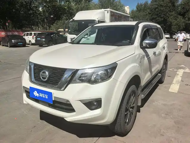 Nissan Terra 2.5L XL Upper 4WD, АКПП, полный привод, Люкс