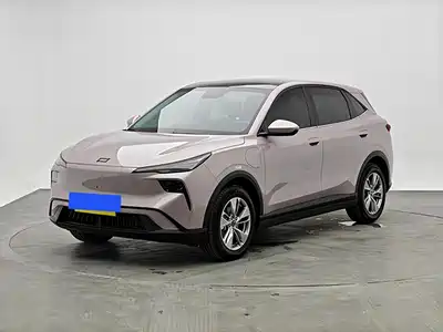 Bestune Yueyi 03