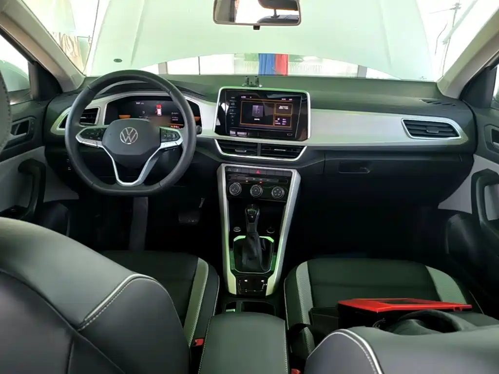 Volkswagen T-Roc, миниатюра 10