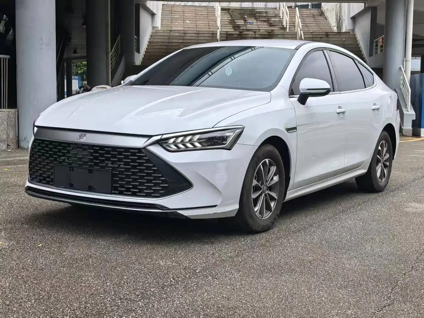 BYD Qin PLUS 2024 Glory Edition DM-i 55KM Leading