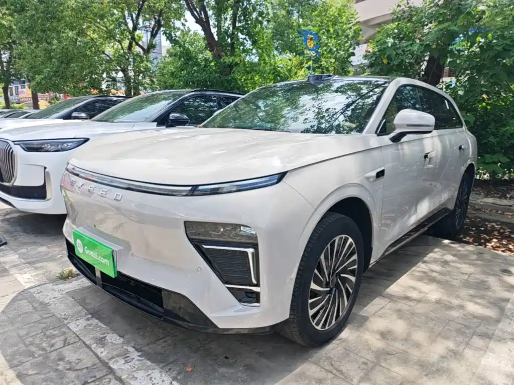 Exeed Exlantix ET 2024 Extended Range 240 Ultra AWD