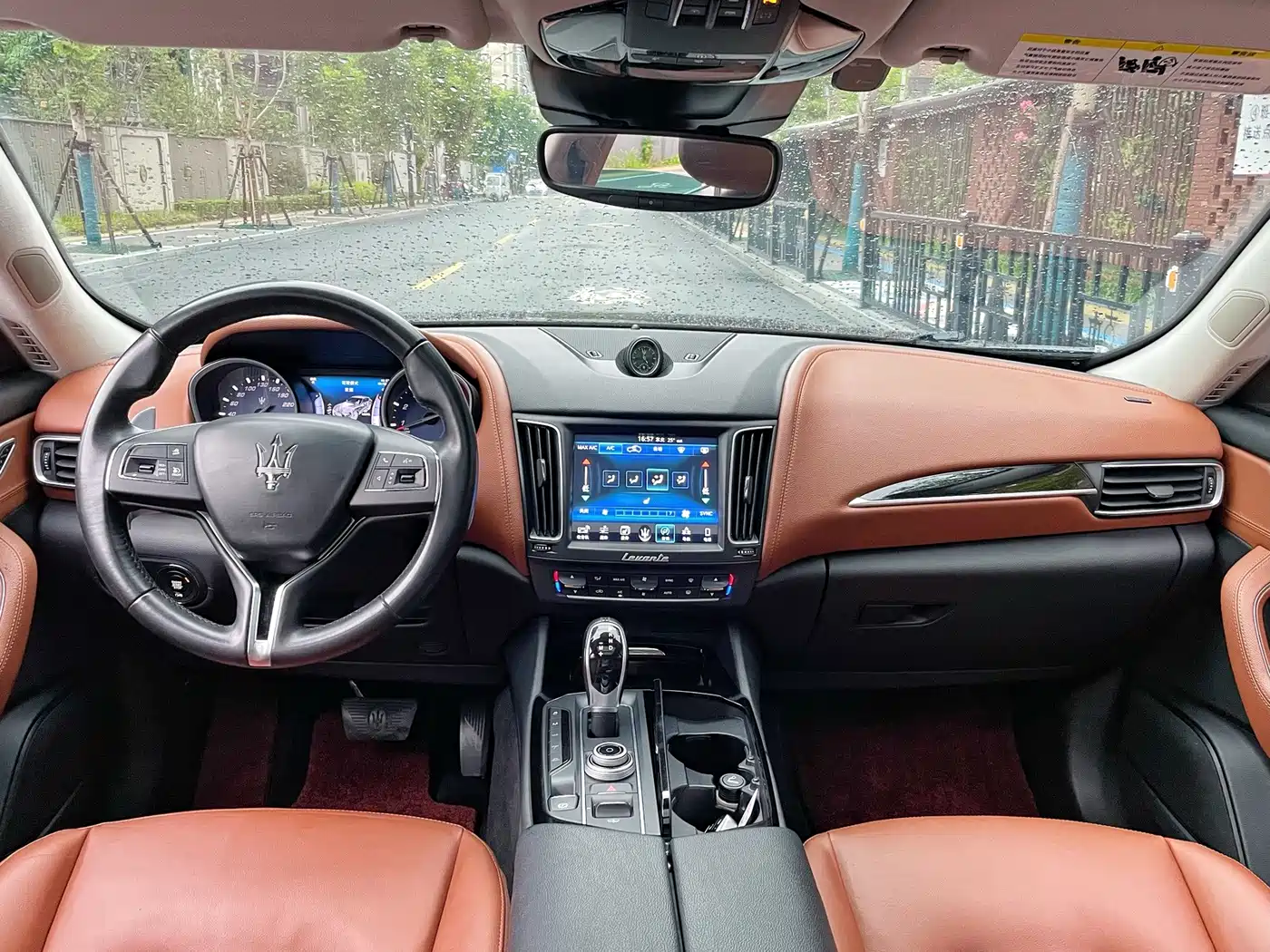 Maserati Levante 2017 2016 3.0T Standard