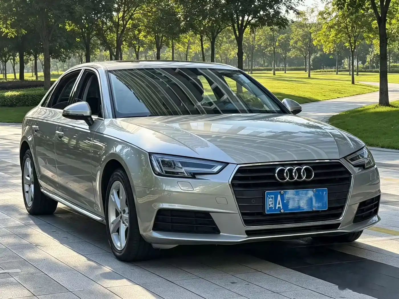Фото 3 - Audi A4L