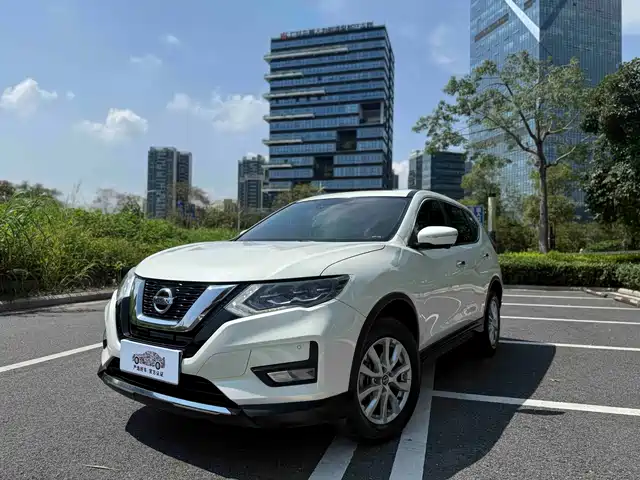 Nissan X-Trail 2.0L CVT 2WD XL Premium, Юбилейный Эксклюзив