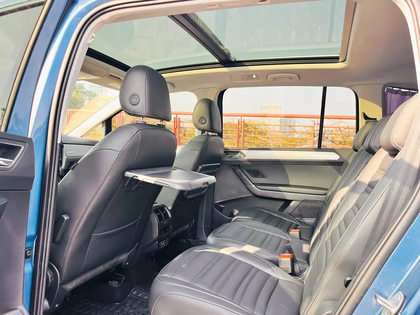 Volkswagen Touran 2018 Touran L 280TSI DSG Comfort Edition 7-seater China VI фото 11