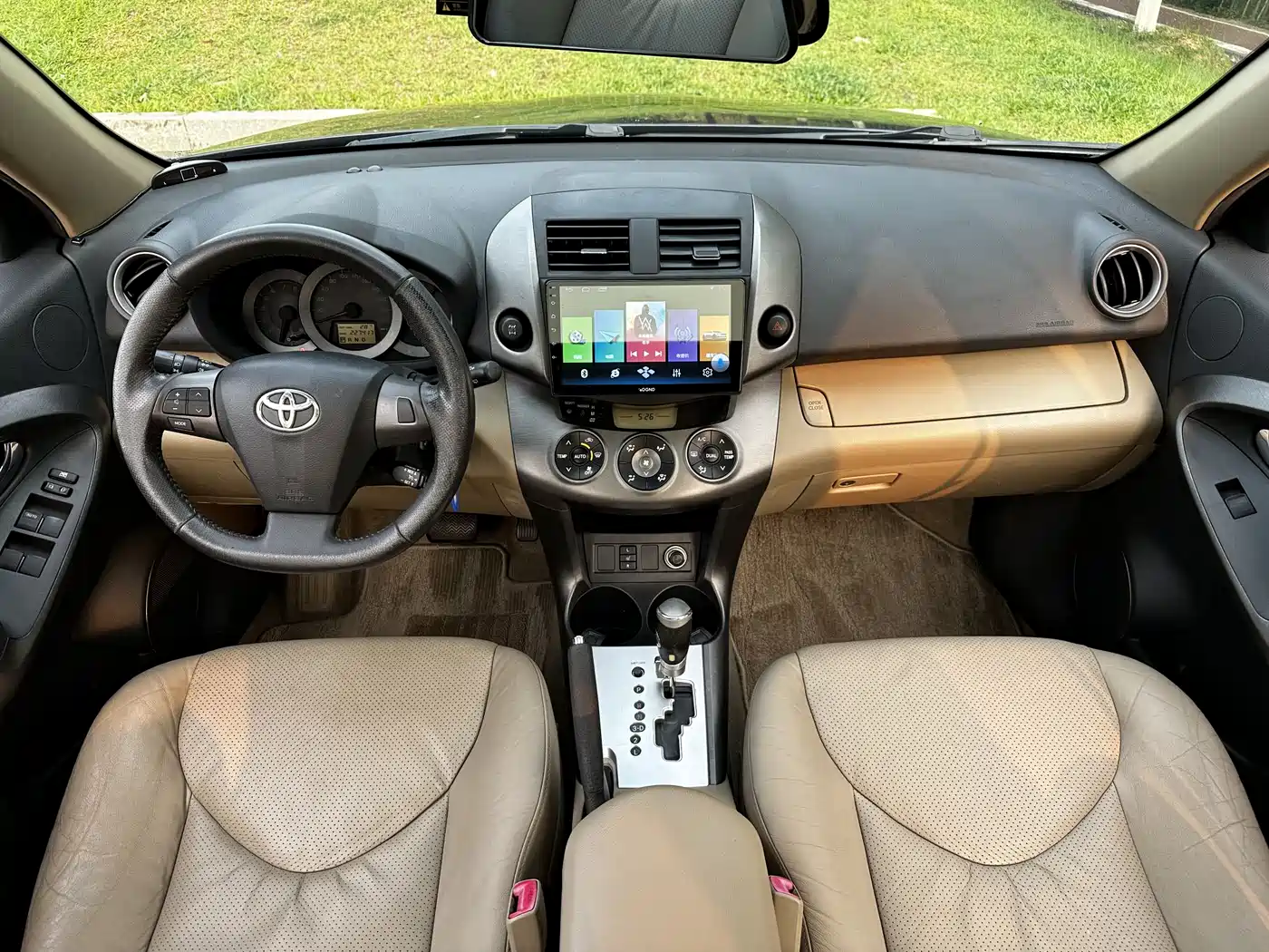 Toyota RAV4 Rongfang 2012 Styling Edition 2.4L Automatic 4WD Luxury фото 15