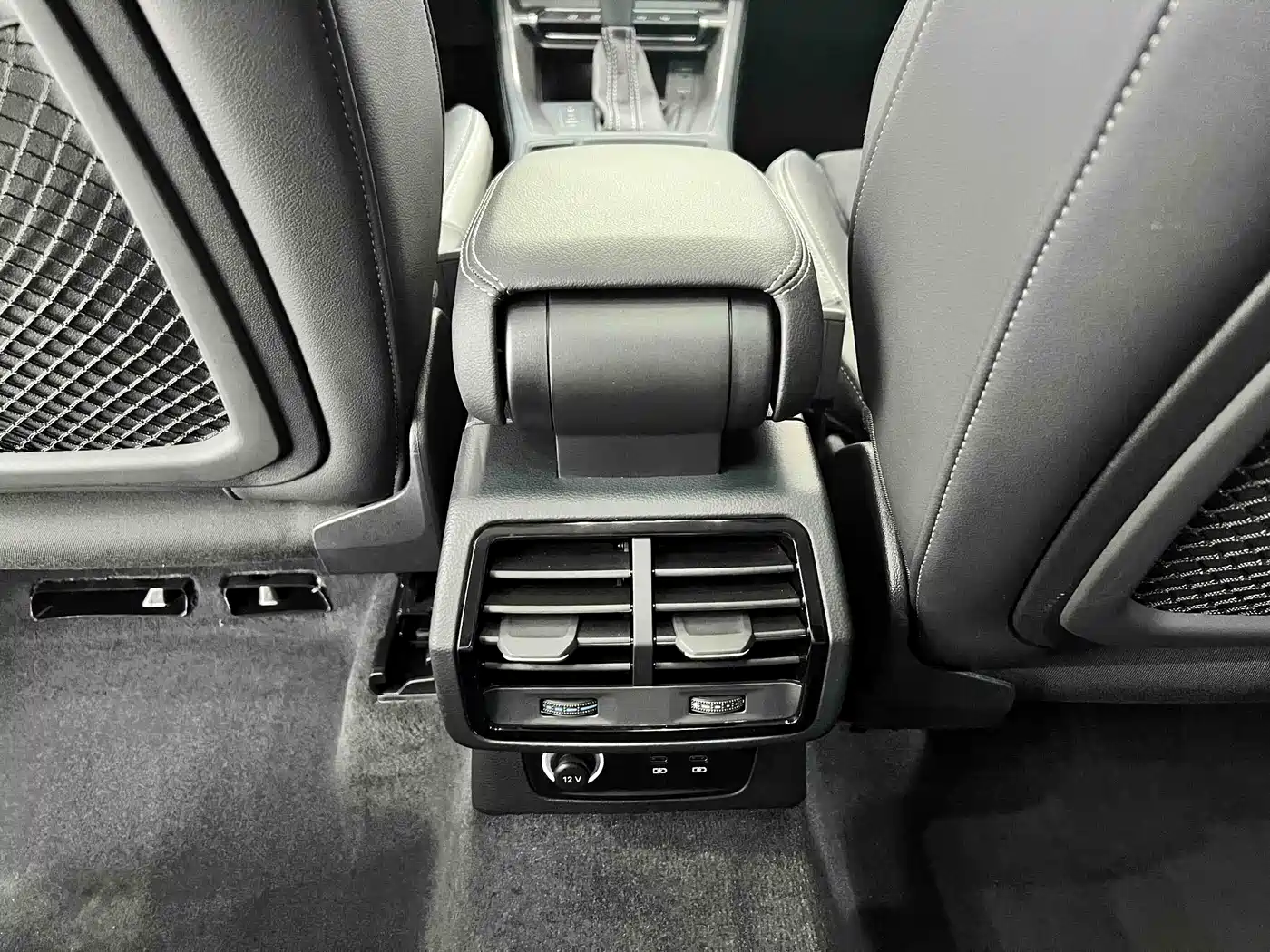 Audi Q3 2022 35 TFSI Fashion Dynamic фото 14
