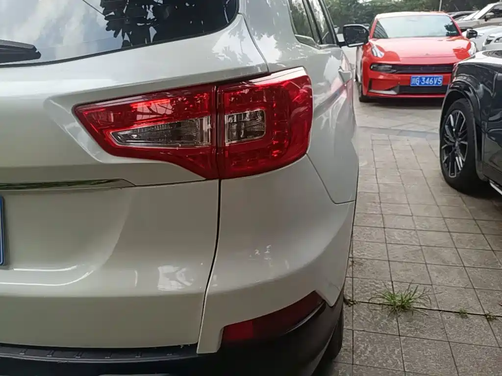 Changan CS75 2014 2014 1.8T Automatic Elite (China IV)