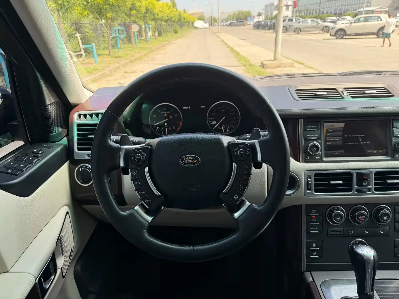 Land Rover Range Rover 2011 2011 5.0 NA V8 HSE