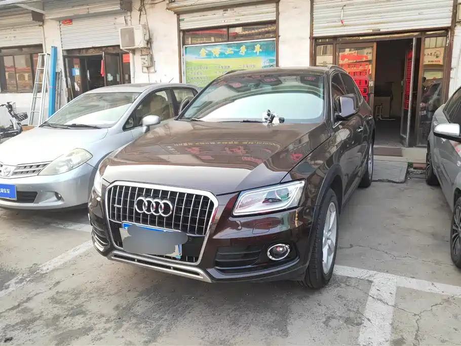 Audi Q5 2016 40 TFSI Technology Model
