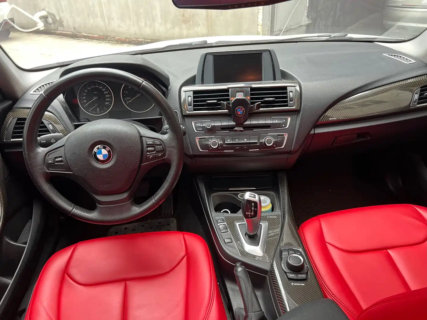 BMW 1 Series (Import) 2013 Facelift 116i Urban Model фото 16