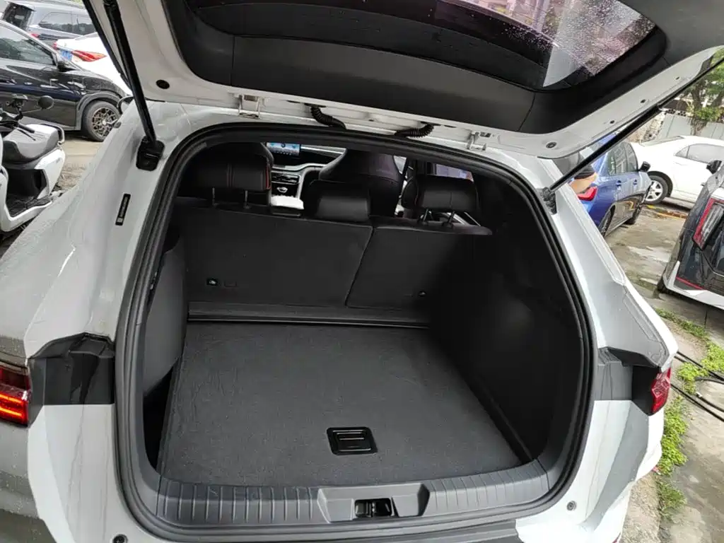 BYD Song PLUS 2021 2020 1.5T Automatic Luxury