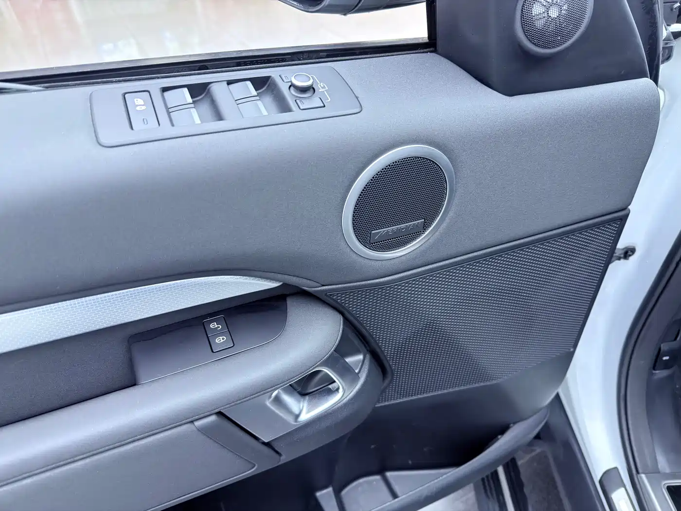 Land Rover Discovery 2020 2.0T 30th Anniversary Special Edition фото 6
