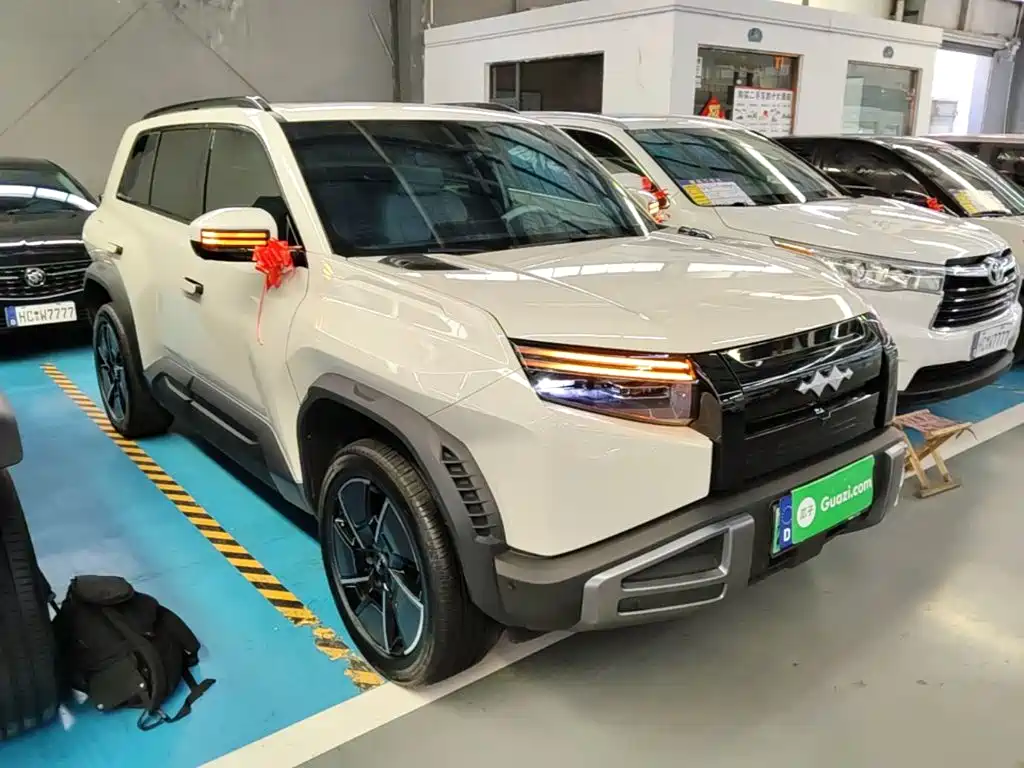 Fang Cheng Bao Titanium 3 2025 2025 501KM AWD Smart Drive Ultra Edition