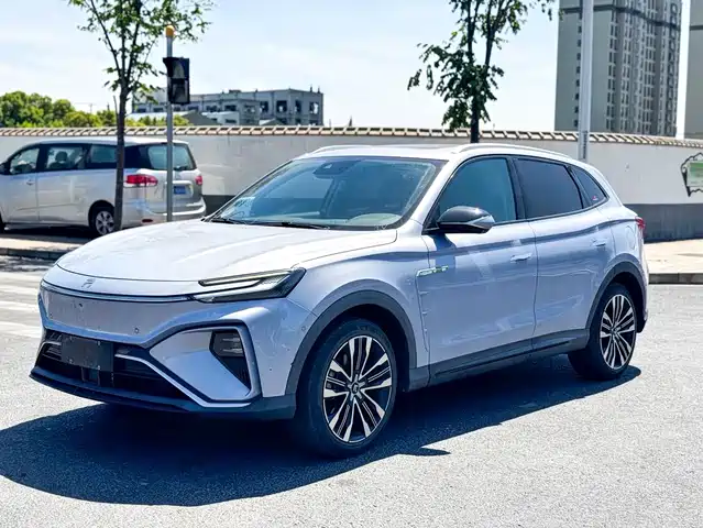 Roewe Marvel R Задний привод, Стандарт