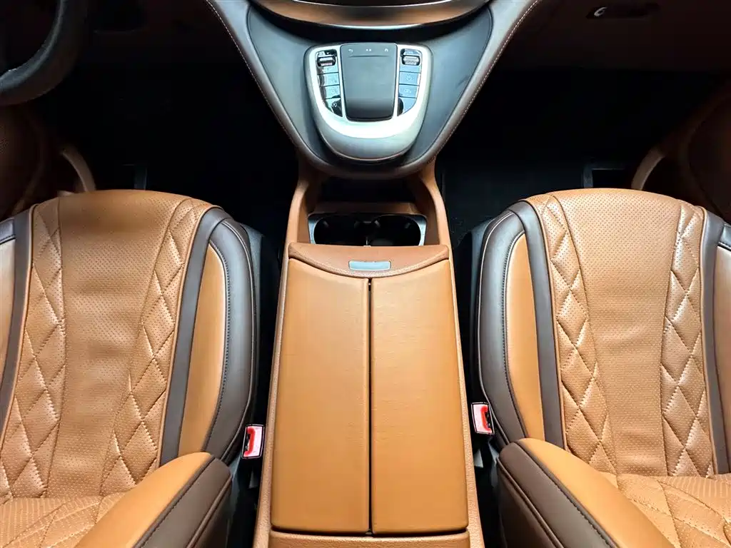 MERCEDES-BENZ V CLASS