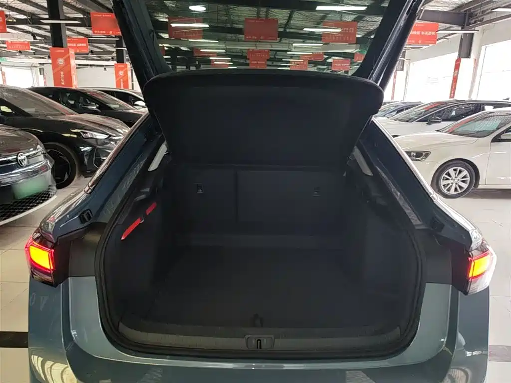 Volkswagen ID.7 VIZZION 2024 AIR фото 19