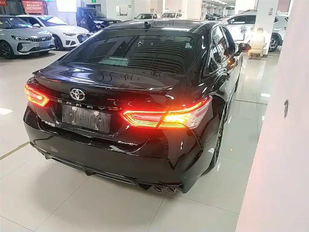 Toyota Camry 2023 2.0S Trend Edition фото 7