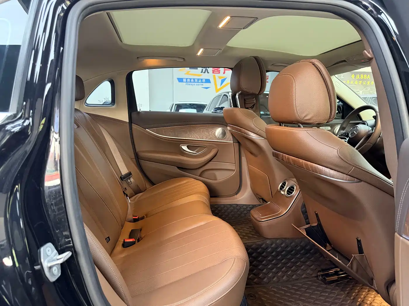 Mercedes-Benz E-Class 2021 E 300 L Fashion фото 8