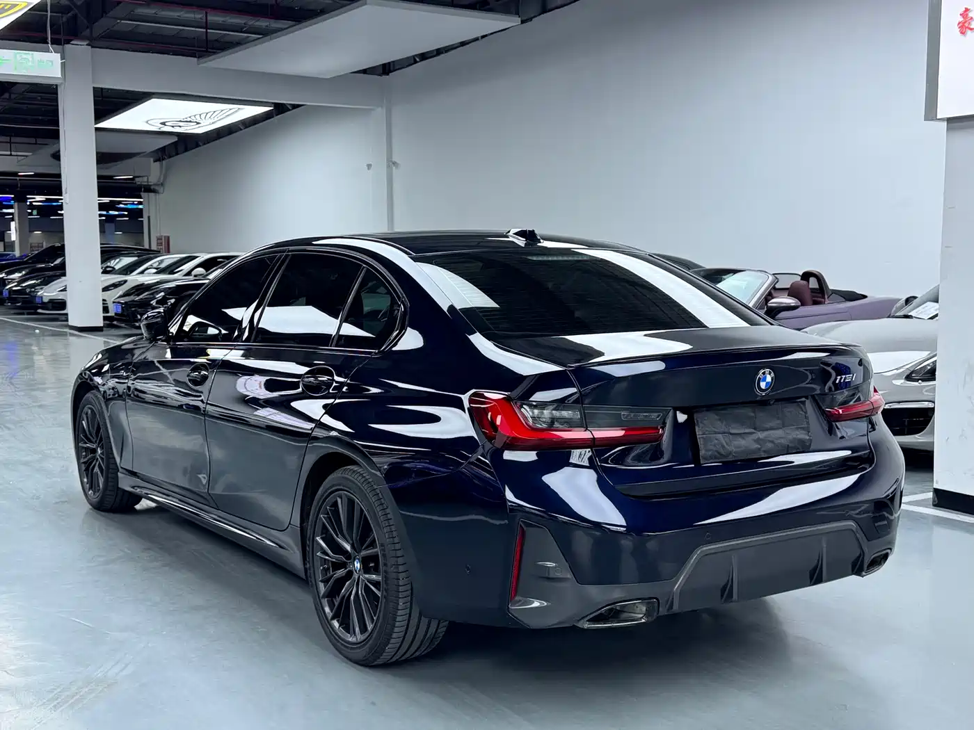 BMW 3 Series 2024 325Li M Sport Shadowline Package фото 19