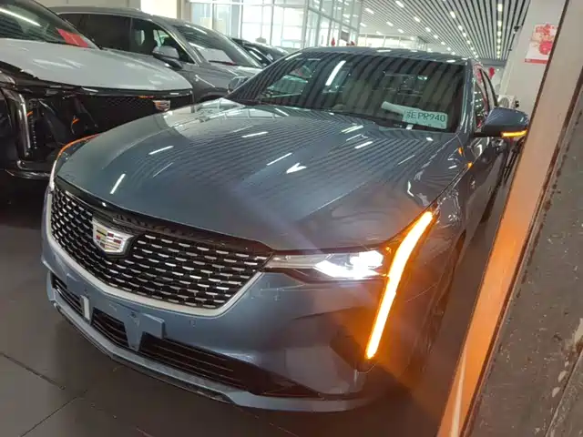 Cadillac Cadillac CT4 2023 25T Luxury Model