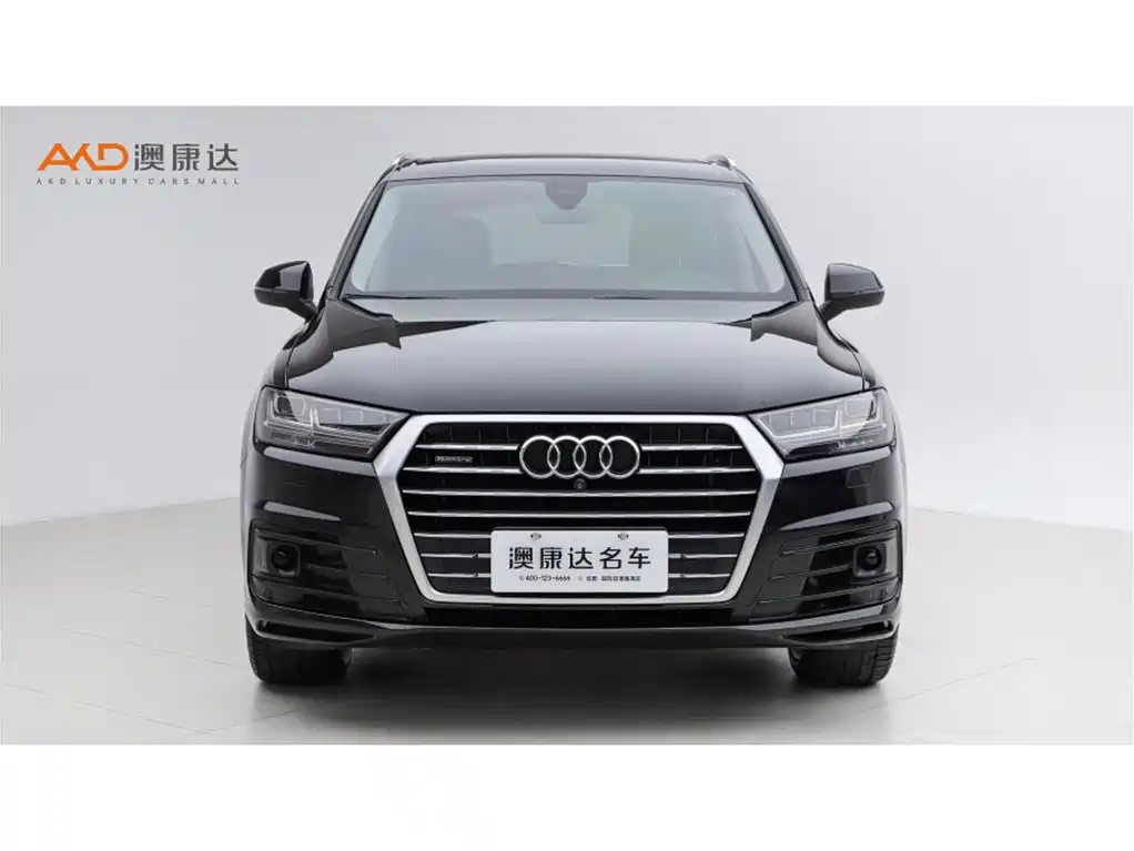 Фото 2 - Audi Q7