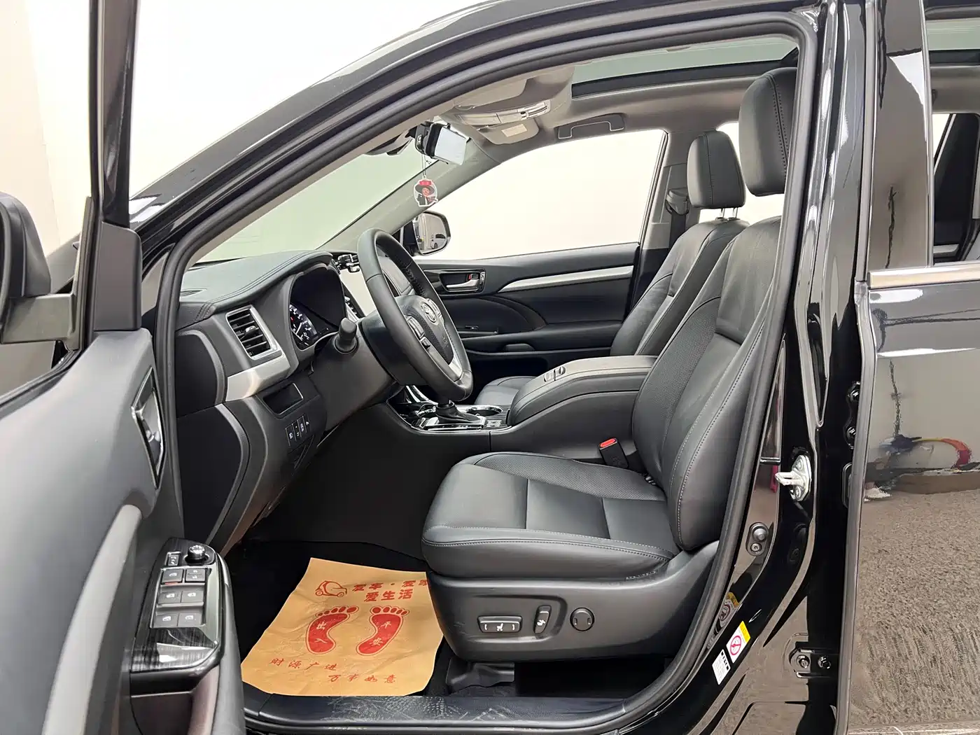 Toyota Highlander 2021 2.0T AWD Luxury 7-Seater фото 13