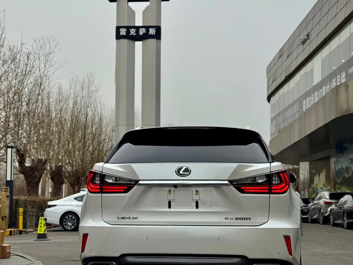 LEXUS RX