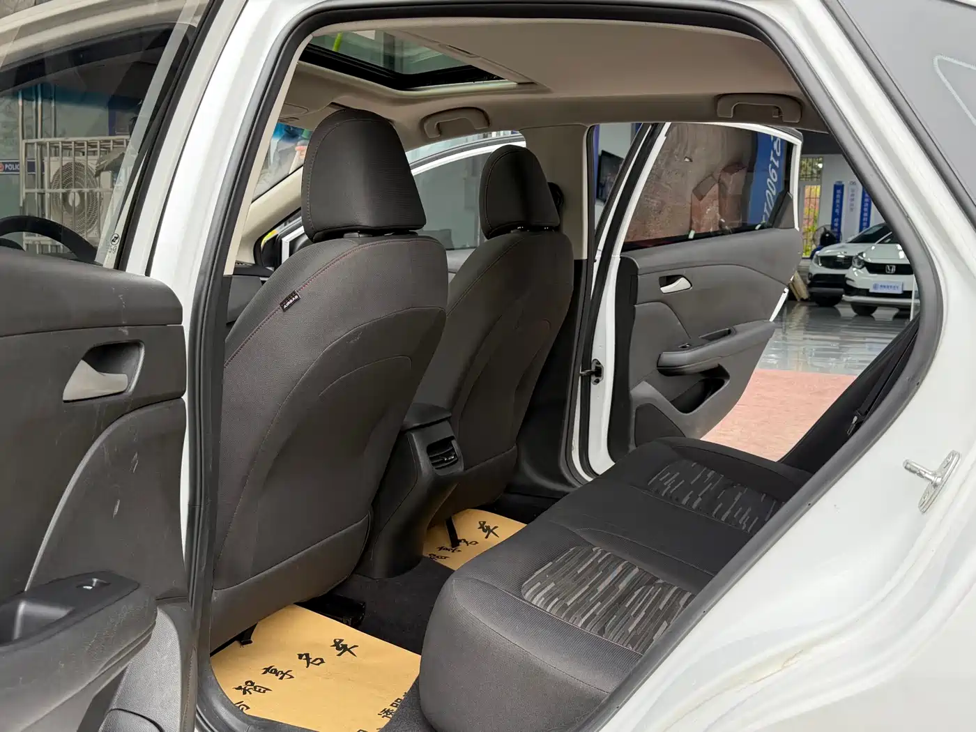 Chevrolet Monza 2019 Redline 320T DCT Joy Edition China VI фото 16